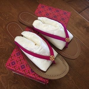 💞NIB! Tory Burch Terra Flip Flops Sandals Violet!